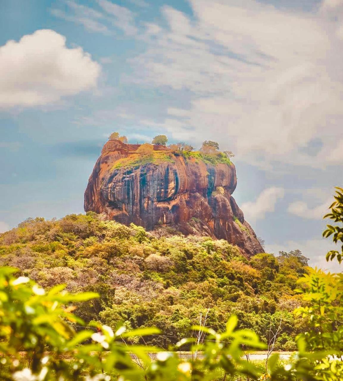 Sigiri Rainbow Lodge Sigiriya Exterior photo